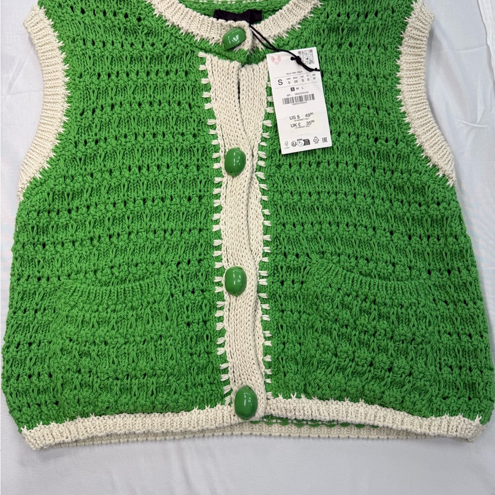 Zara Green and Cream Knit Cardigan Vest